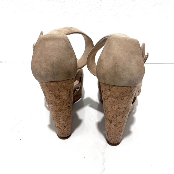 Jimmy Choo Beige‎ Suede Platform Sandals - Picture 3 of 9